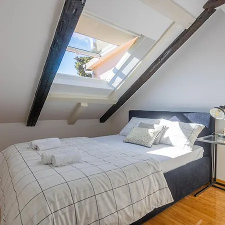 Lejlighed Luxattic *