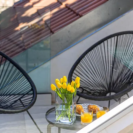 Apartment Luxattic *