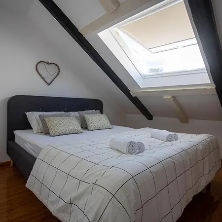 公寓 Luxattic 斯普利特