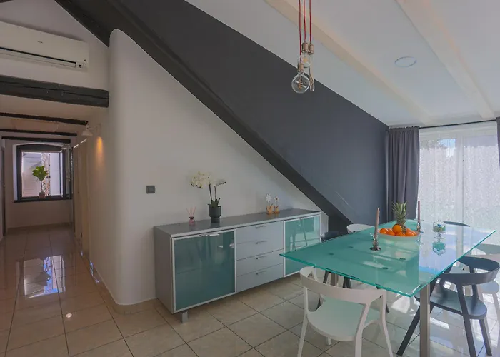 Luxattic Apartamento