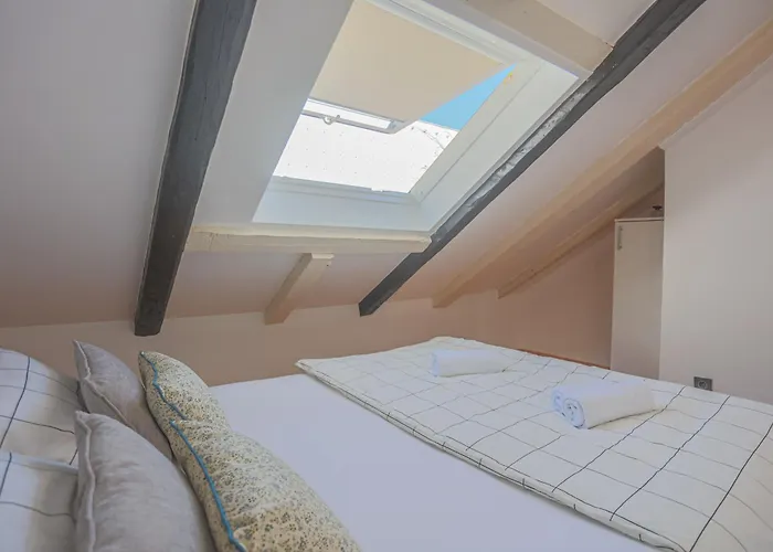 Luxattic * Сплит